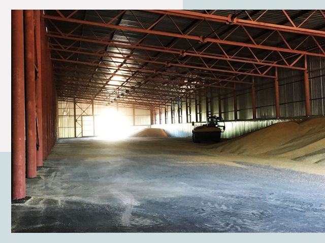 Строительство зернохранилищ в Югорске