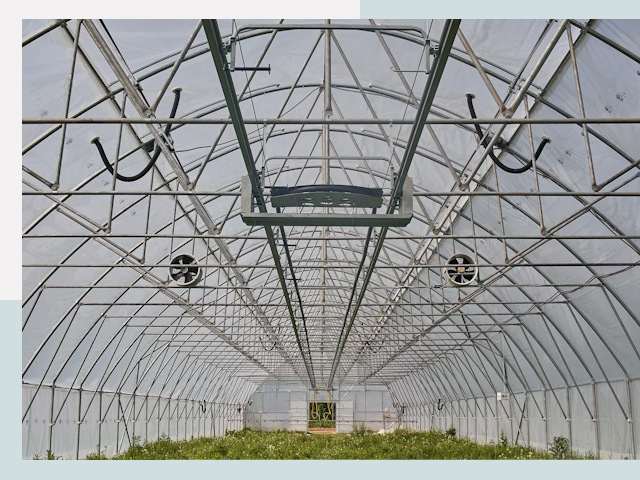 Строительство теплиц в Югорске