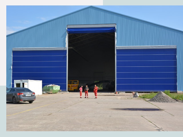 Ангарные ворота в Югорск от СтальСтрой-Югр по цене 613 руб.