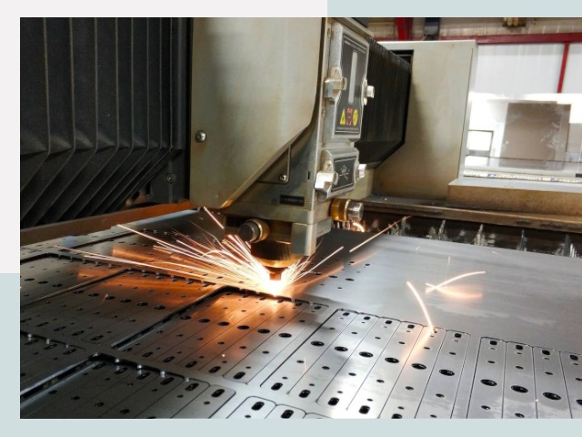 Лазерная резка металла в Югорске от 613 руб.
